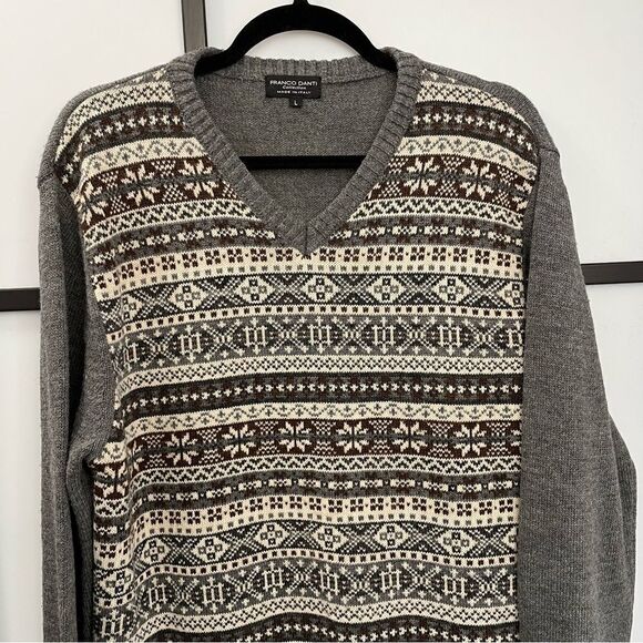 [l] Men’s Wool Blend Grey, Creme’ Red Snowflake Fair Isle Pattern V Neck Sweater - Picture 3 of 14